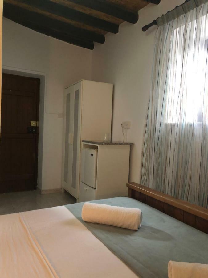 Villa Thermopilon Larnaca Esterno foto